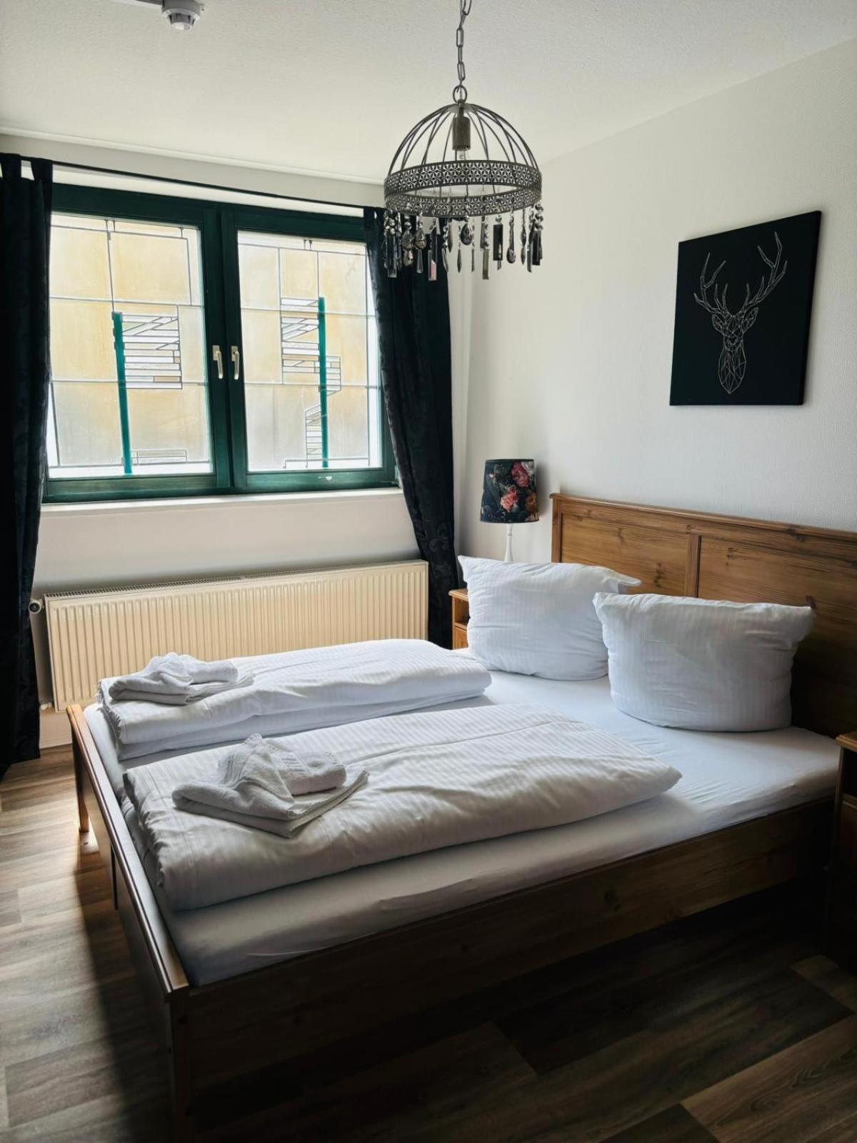 Themenhotel Rehlein ターレ エクステリア 写真